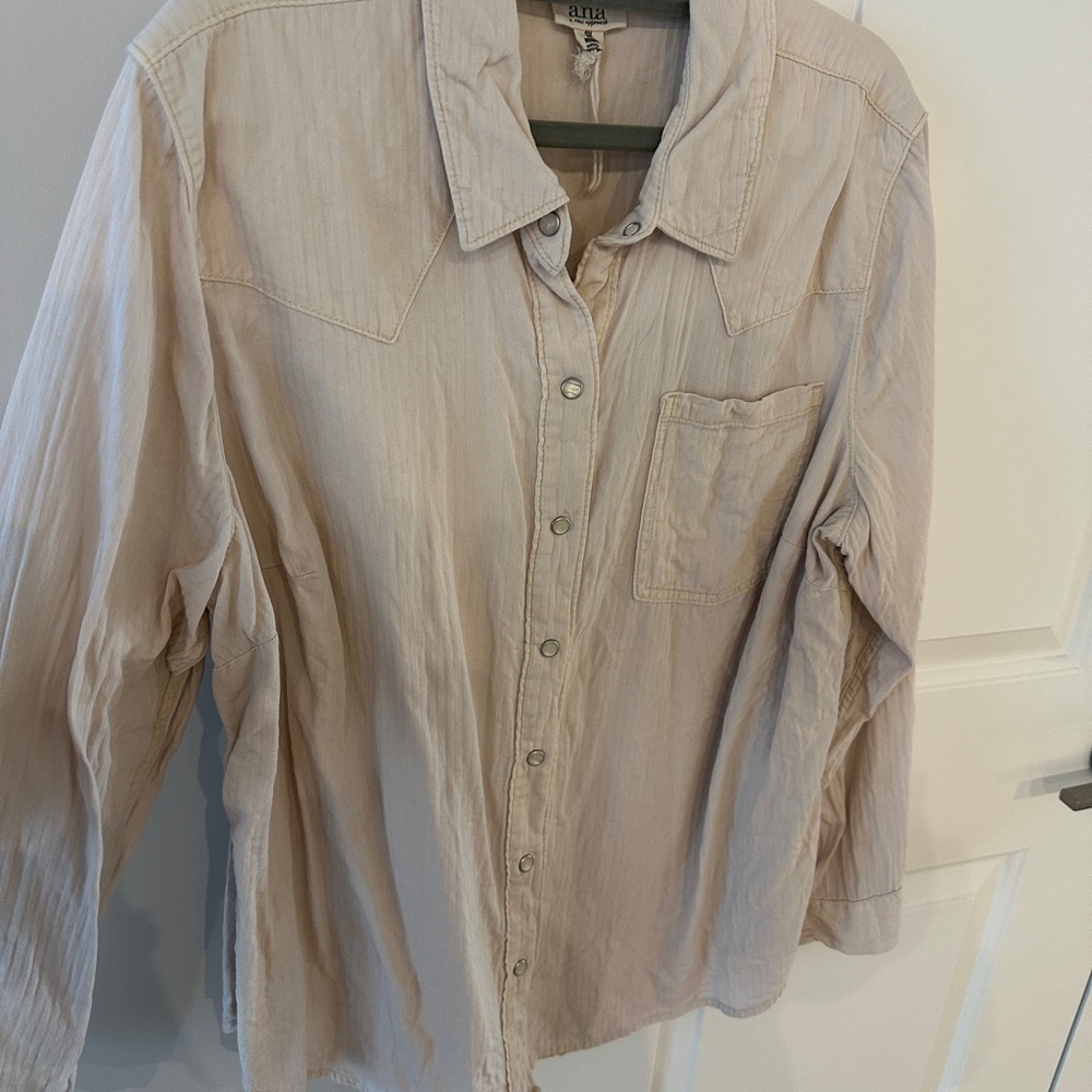Beige Button-Up Shirt Sz 0x